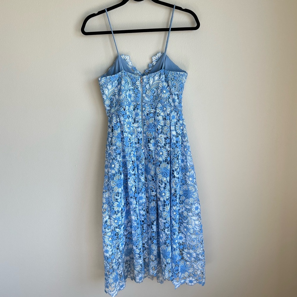 Donna Morgan Chemical Lace Two Tone Dress in Blue, Size 4 - Picture 9 of 10